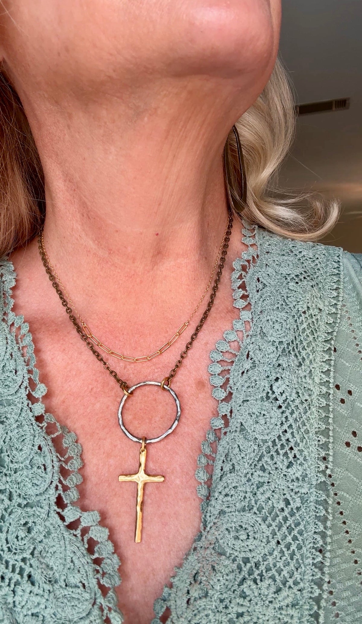 The Circle Cross