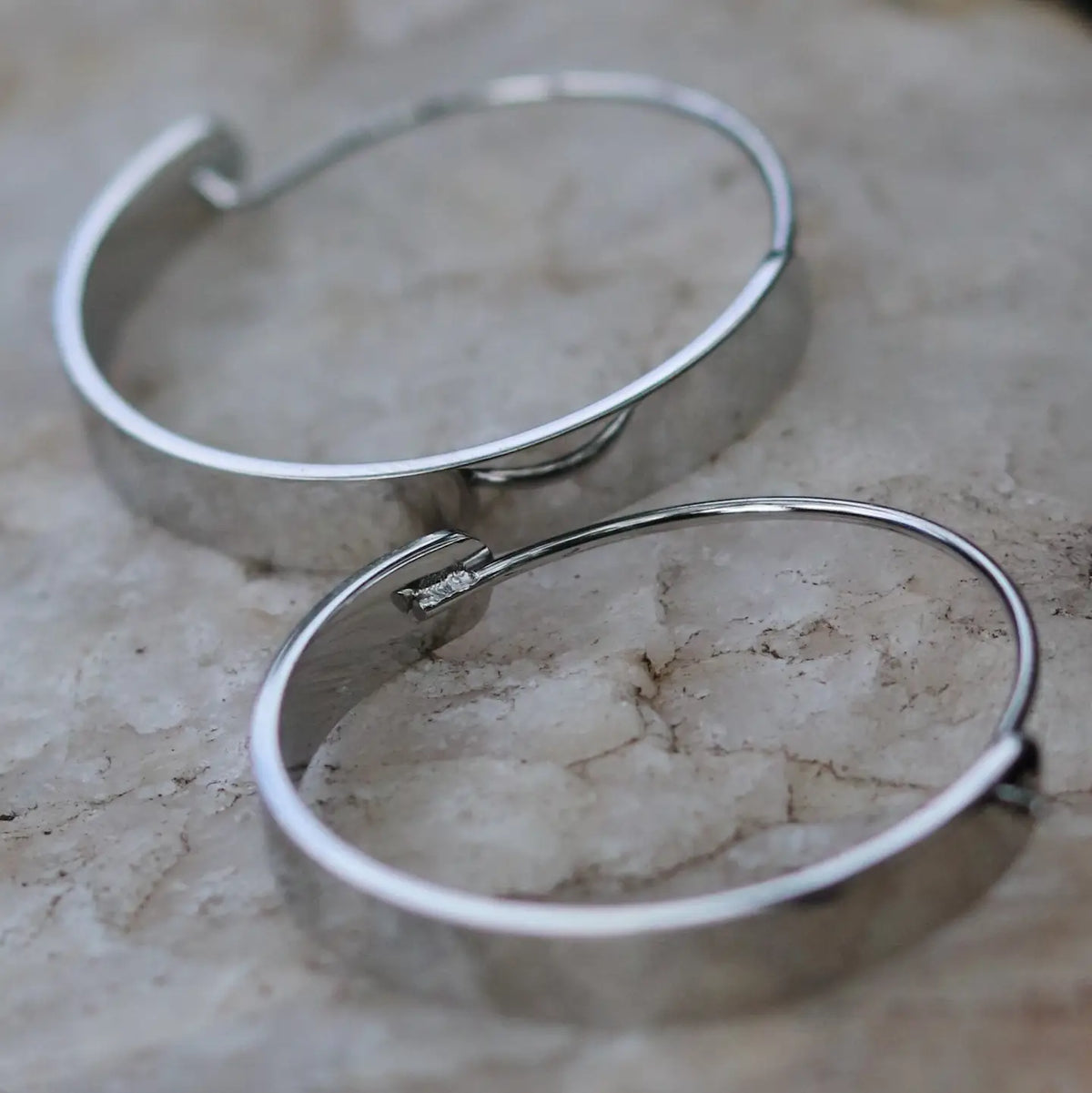 The Sloane Hoops
